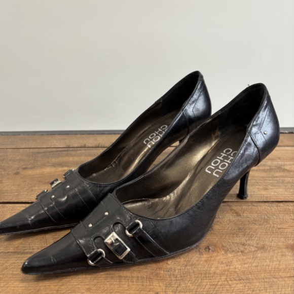 CHOU CHOU Black Heels with Buckle - Picture 2 of 7